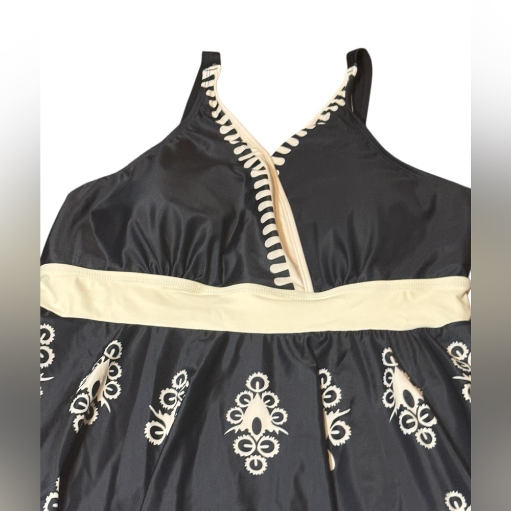 BloomChic Black and Cream Swim Coverup With Matching Bottom Size 18-20 Tankini - Picture 9 of 11